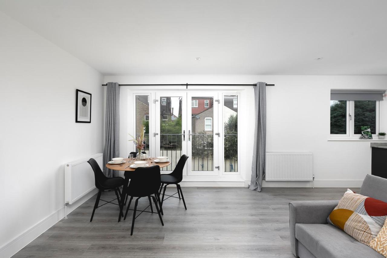 Skyvillion - London Enfield Chase Apartments With Parking & Wifi Zewnętrze zdjęcie