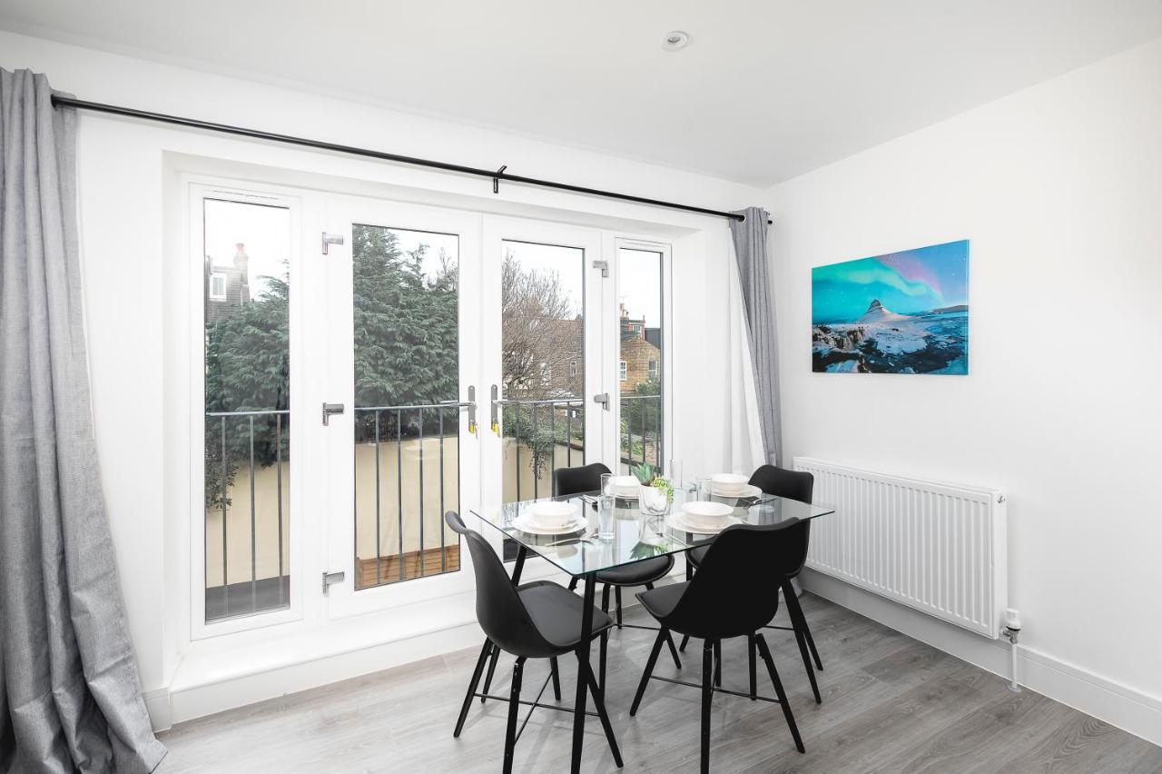 Skyvillion - London Enfield Chase Apartments With Parking & Wifi Zewnętrze zdjęcie