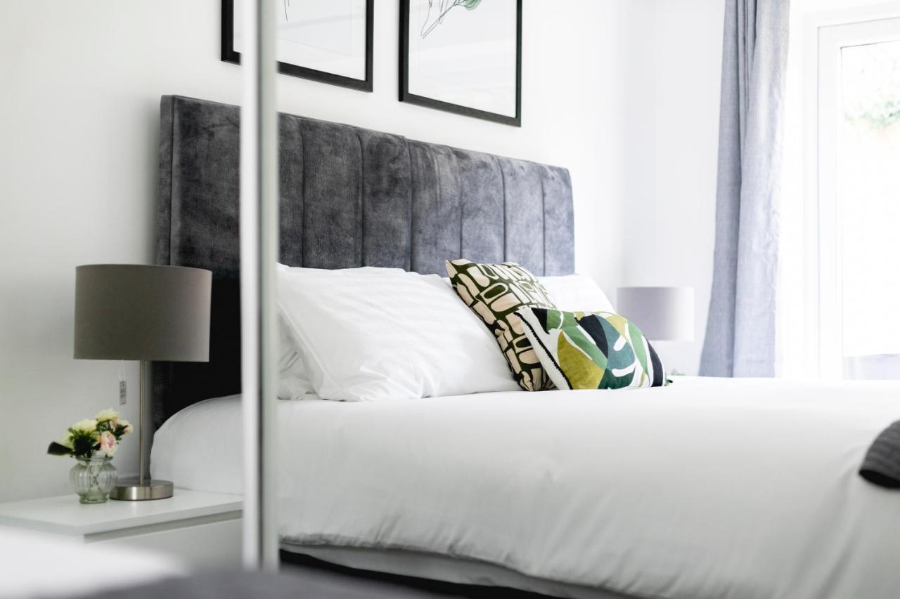 Skyvillion - London Enfield Chase Apartments With Parking & Wifi Zewnętrze zdjęcie
