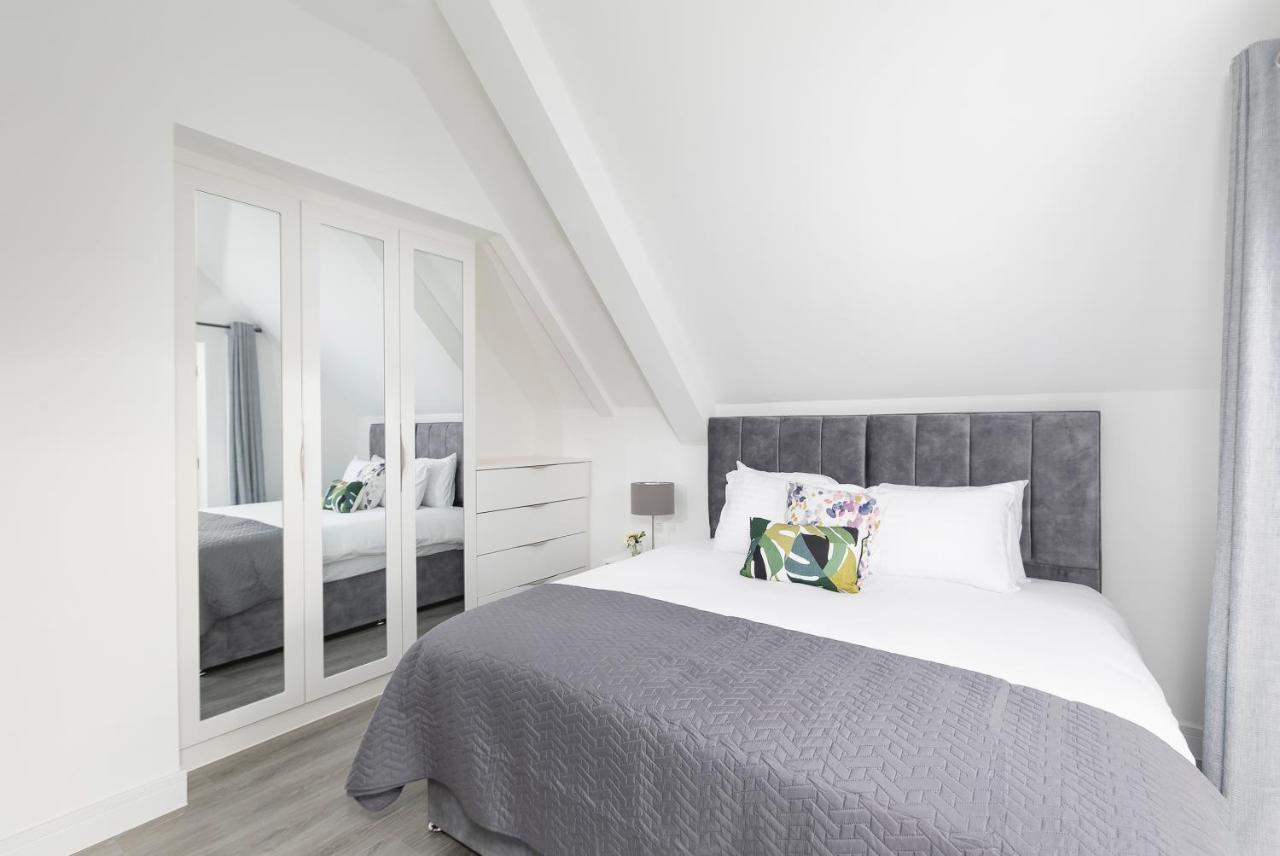 Skyvillion - London Enfield Chase Apartments With Parking & Wifi Zewnętrze zdjęcie
