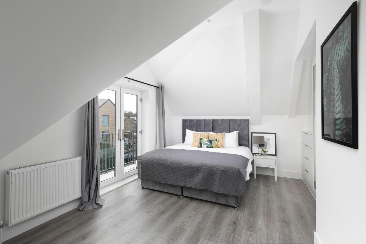 Skyvillion - London Enfield Chase Apartments With Parking & Wifi Zewnętrze zdjęcie
